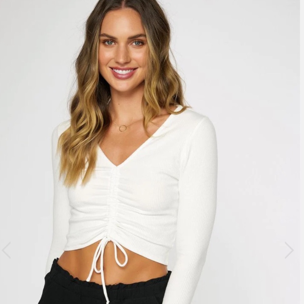 🆕🛍️Serenity ripped crop top-ivory🛍️🆕